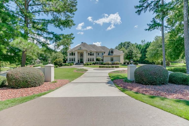 [Sold] 5323 Legends Drive Château Élan Estates