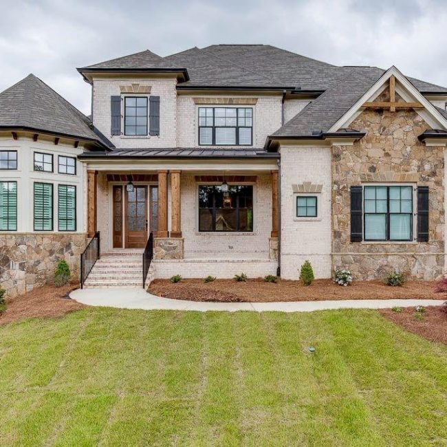 Homes for sale Château Élan Estates